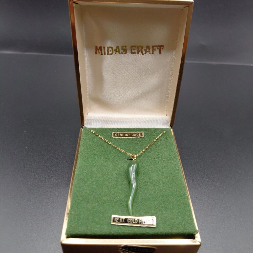 Vintage Midas Craft Jade Horn 12kt Gold Filled Necklace 18"